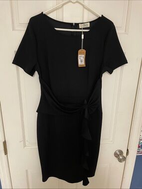 Chic Black Knot-Waist Midi Dress